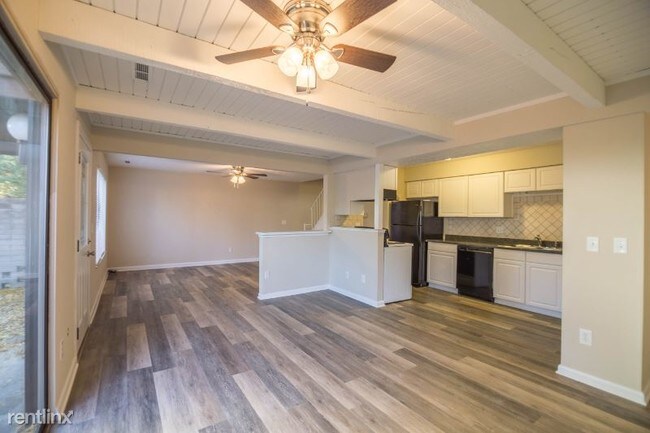 9956 Johnnycake Ridge Rd Painesville Oh 44077 Condo For Rent In Painesville Oh Apartments Com