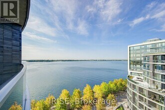 Building Photo - 1 Edgewater Dr