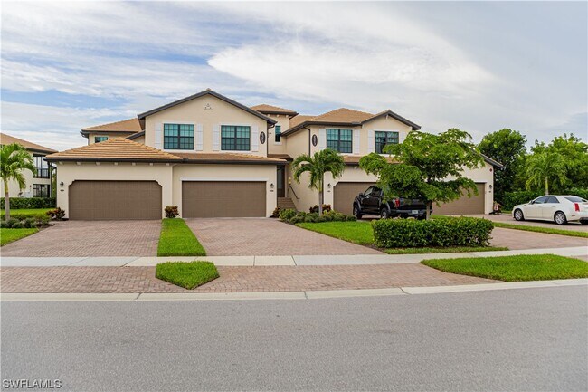 Building Photo - 2375 Montserrat Ln