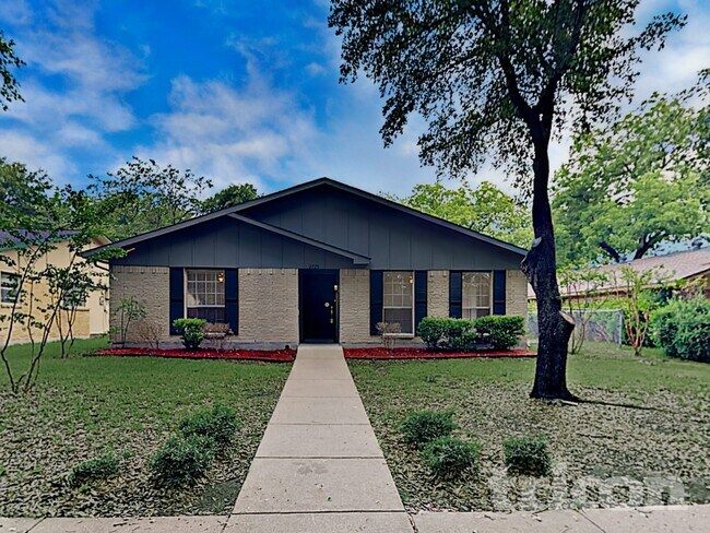 Building Photo - 2725 Branch Oaks Dr