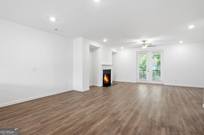 Foto del edificio - 3524 Mount Blue Ave