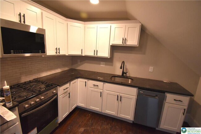 Foto del edificio - 312 March St