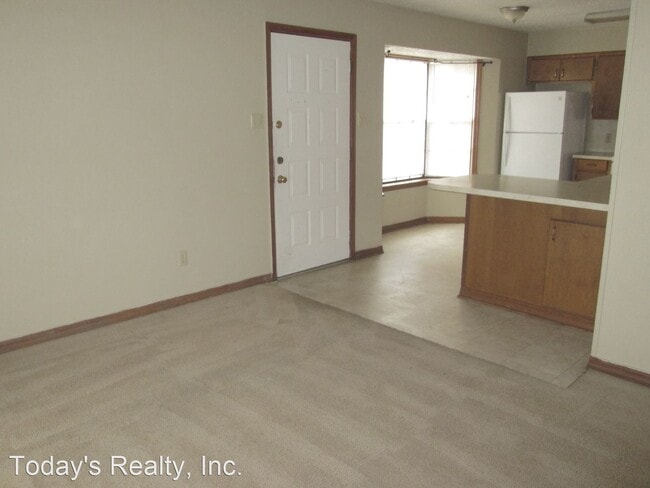 Building Photo - 2 br, 1 bath House - 1036 Sybil Drive