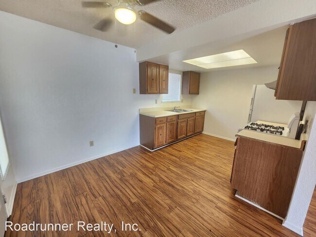 Foto del edificio - 2 br, 1 bath House - 5519 Abronia