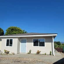 Building Photo - 3280 Anchor Cir