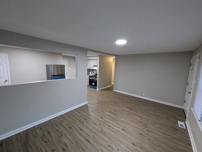 Building Photo - Grenshaw Greatness