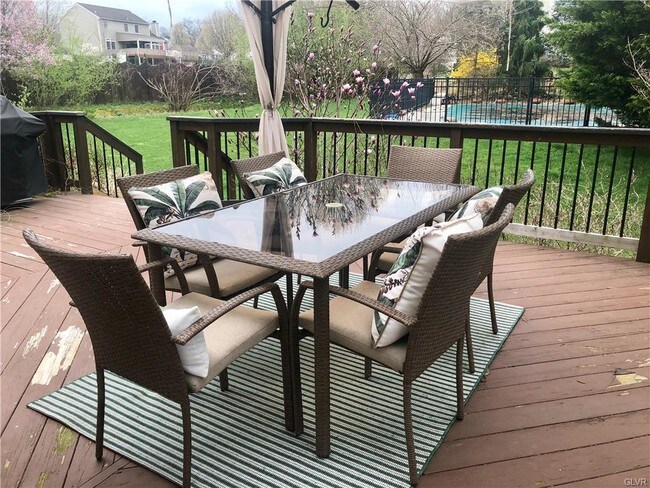 Building Photo - 2500 Bruen Ln