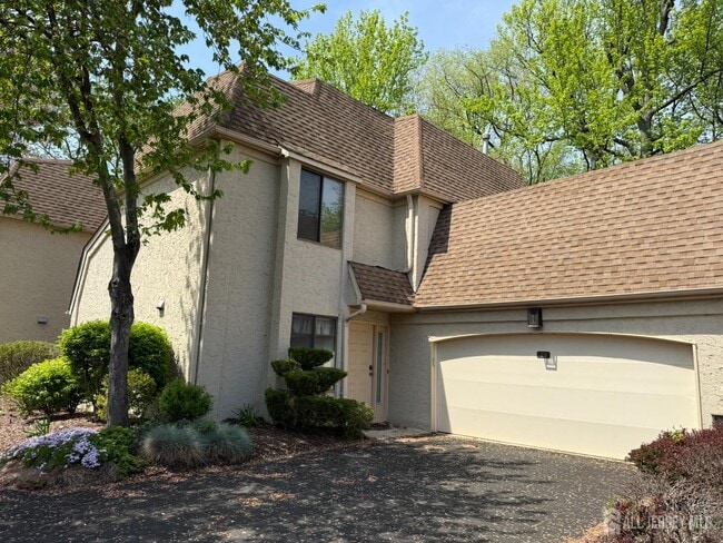 Building Photo - 75 Gate House Ln