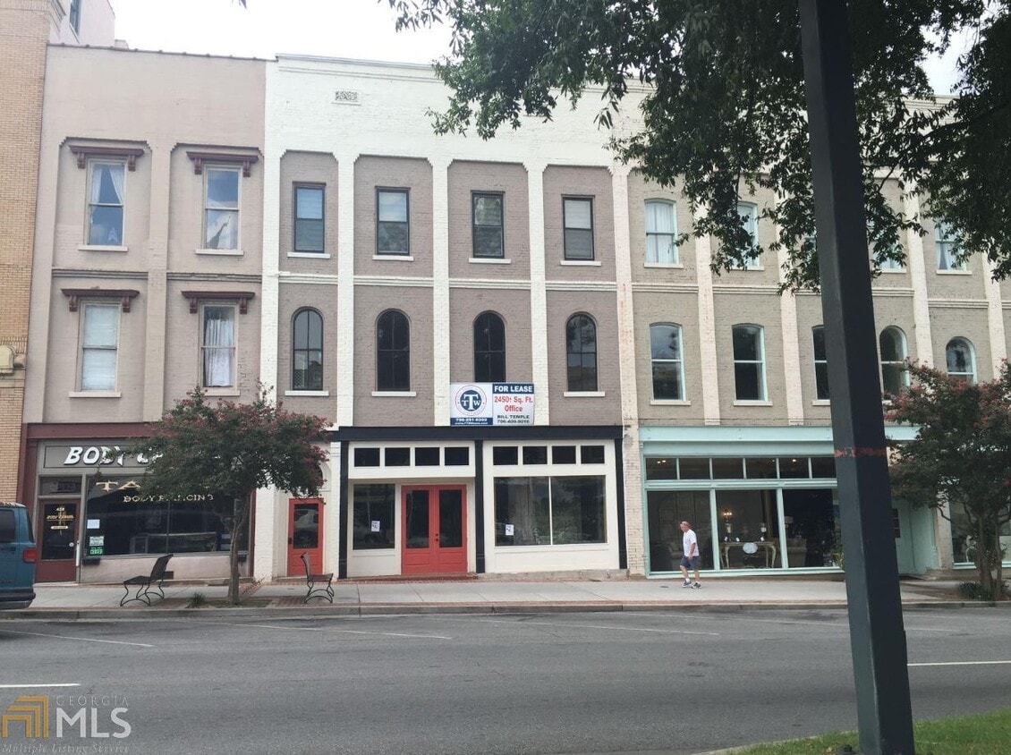 Primary Photo - 424 Broad St