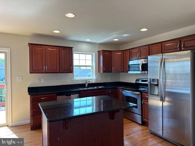 Foto del edificio - 6443 Creekbend Dr