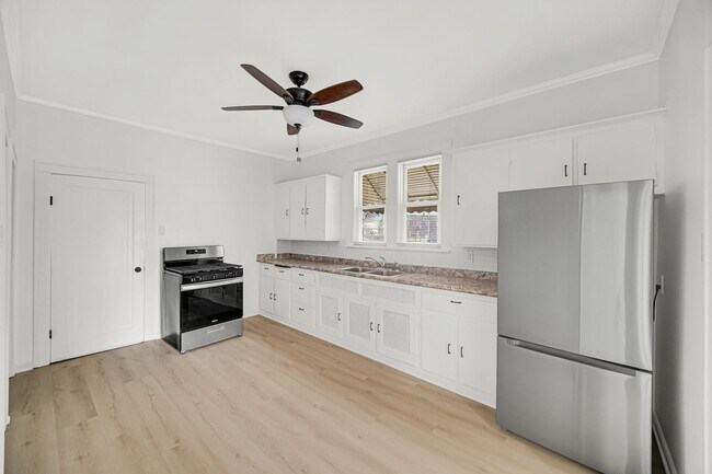 Foto del edificio - 1211 Euclid Ave