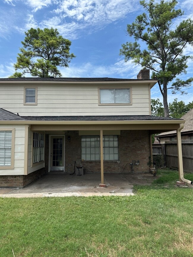 Building Photo - 4527 Geneva Dr