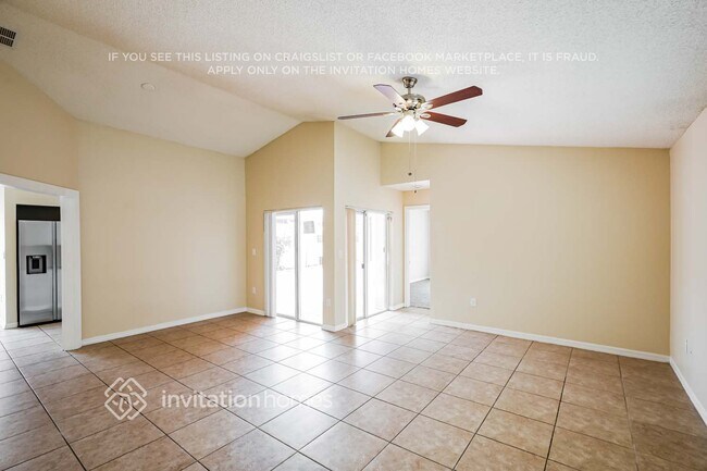 Foto del edificio - 1906 SW 123rd Ave