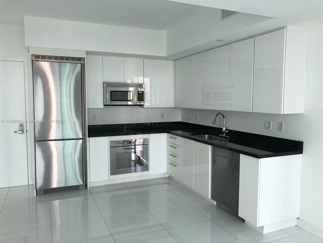 Foto del edificio - 92 SW 3rd St