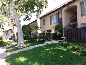 Charter Oaks Apartments Rentals - Thousand Oaks, CA | Apartments.com