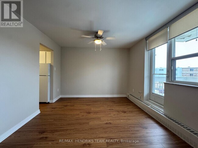 Photo du bâtiment - 158 Fitch St