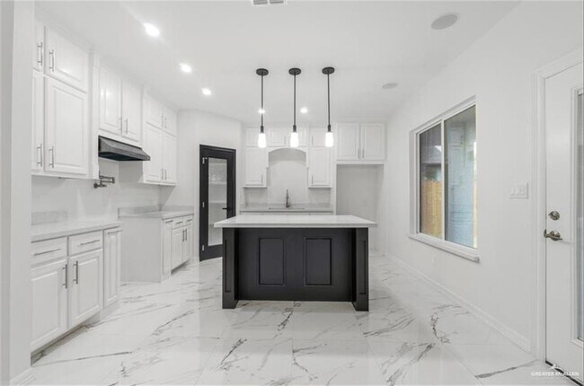 Foto del edificio - 605 W Southland Ave