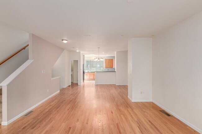 Foto del edificio - 418 S Reed Ct