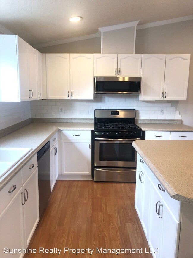 Building Photo - 3 br, 2 bath House - 775 Jim Moody Rd