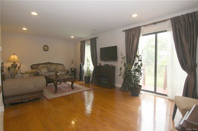 Foto del edificio - 23173 Middlebelt Rd