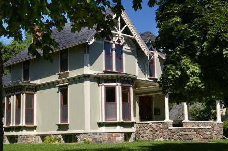 Exceptional Apartment in Historic Home - 206 S Huron St
