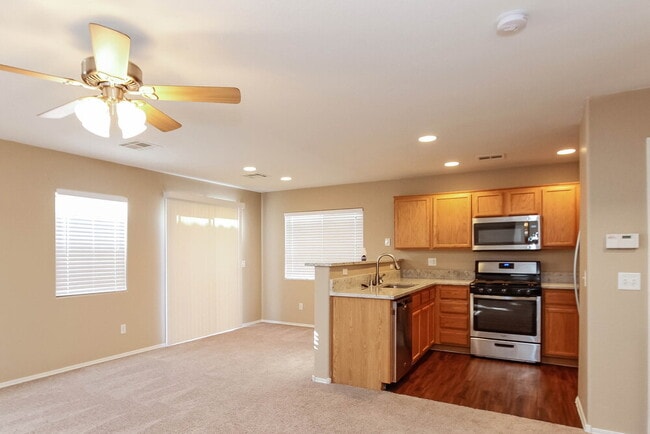 Building Photo - 10571 Alondra Peak St