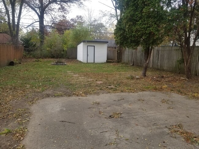 Building Photo - 20975 Ontaga St
