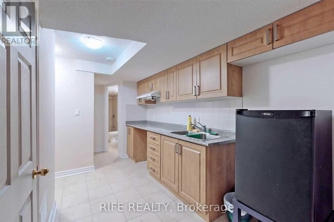 Building Photo - 81 Old Kennedy Rd