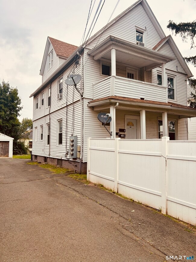 Building Photo - 38 Otis St