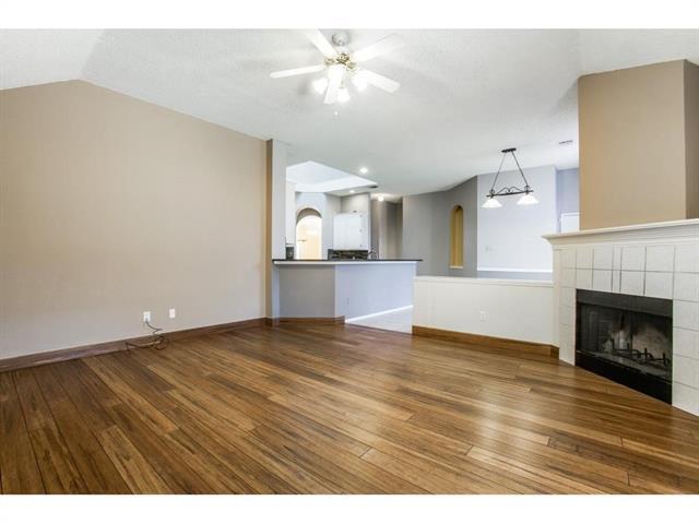 Building Photo - 8017 Fleetwood Dr