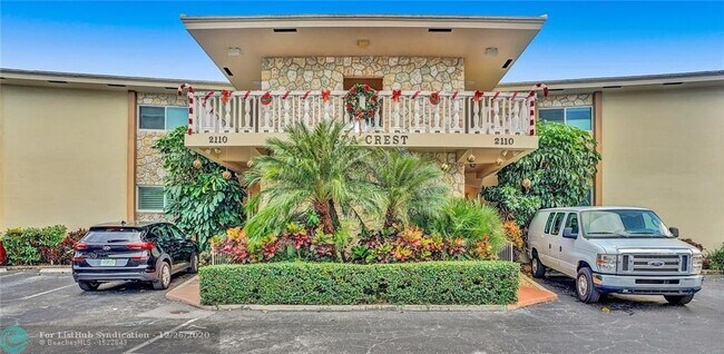 Foto del edificio - 2110 NE 39th St