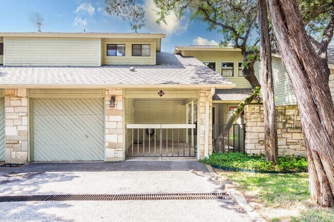 Building Photo - 4404 Travis Country Cir