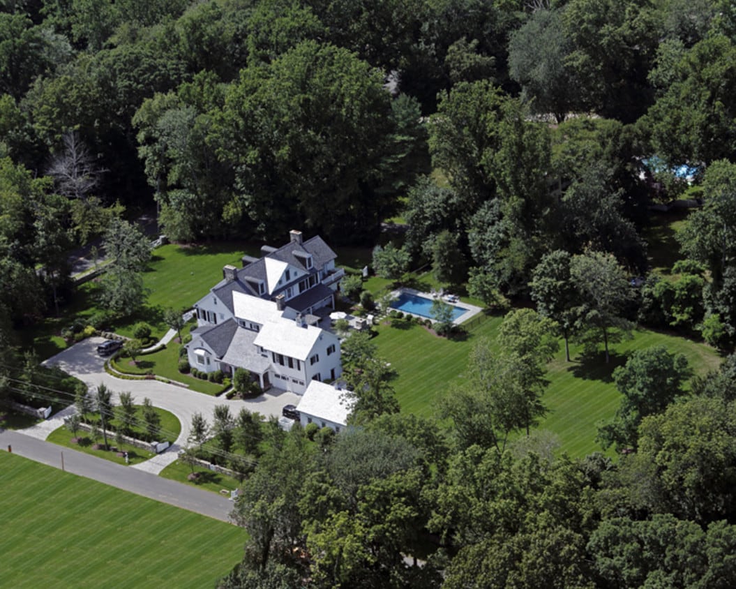 Primary Photo - 320 Brookside Rd