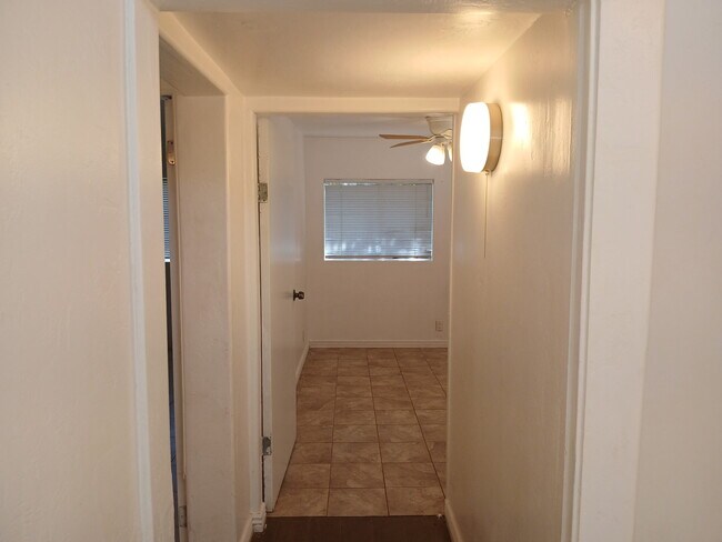 Foto del edificio - 2555 E Fort Lowell Rd