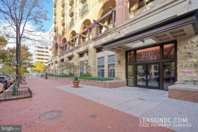 Building Photo - 1111 25th St NW