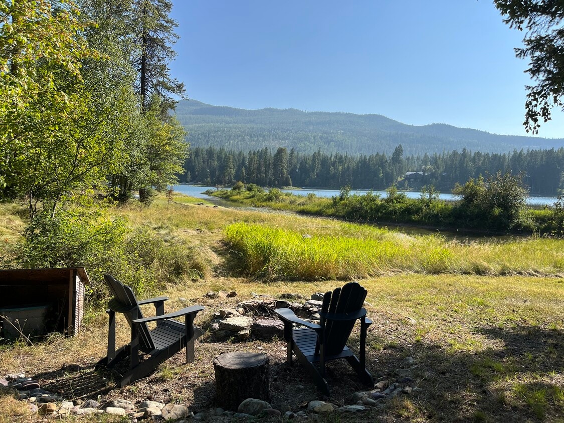 29091 Songbird Ln, Bigfork, MT 59911 House Rental in Bigfork, MT