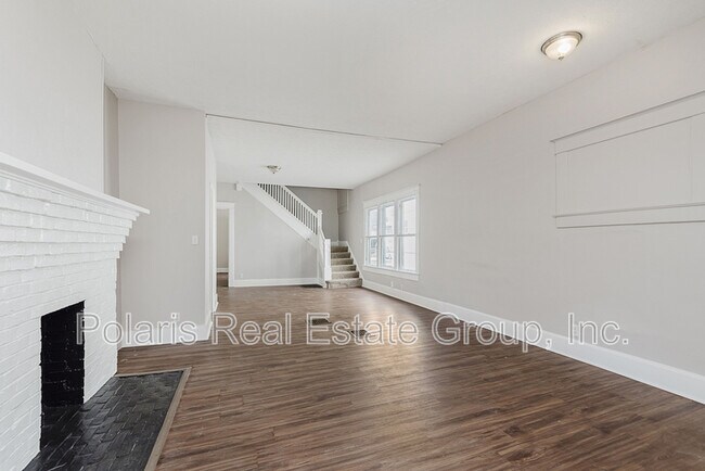 Foto del edificio - 3104 Central Ave