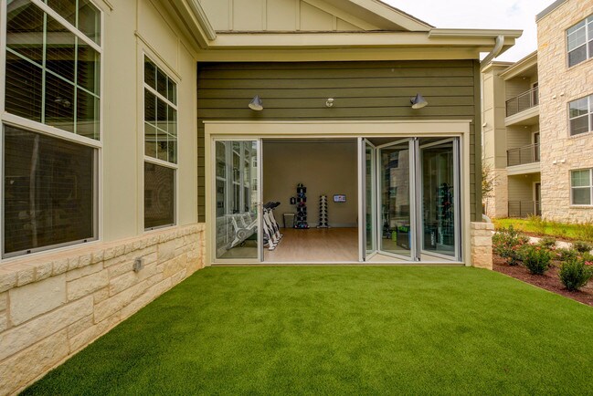 Bell Southpark Apartments Austin, TX