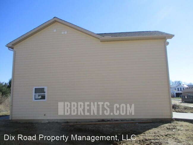 Building Photo - 4 br, 2.5 bath House - 102 Kaitlin Way,