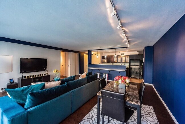 Foto del edificio - 330 W Diversey Pkwy
