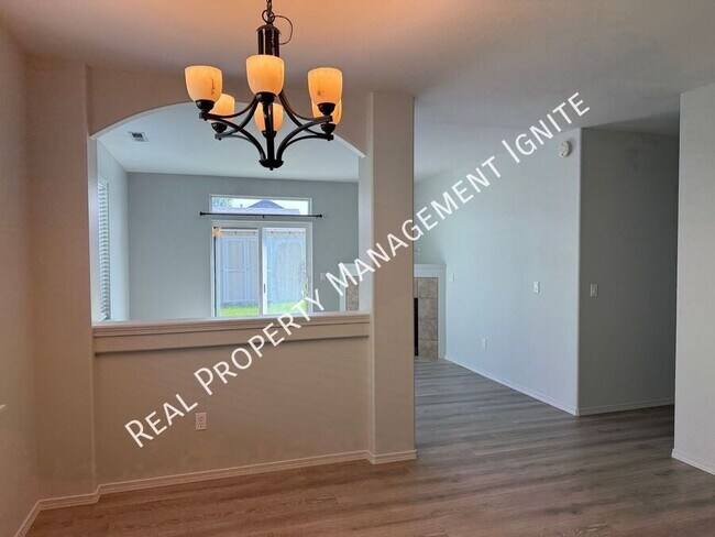 Foto del edificio - 3440 SW Newberry Ave