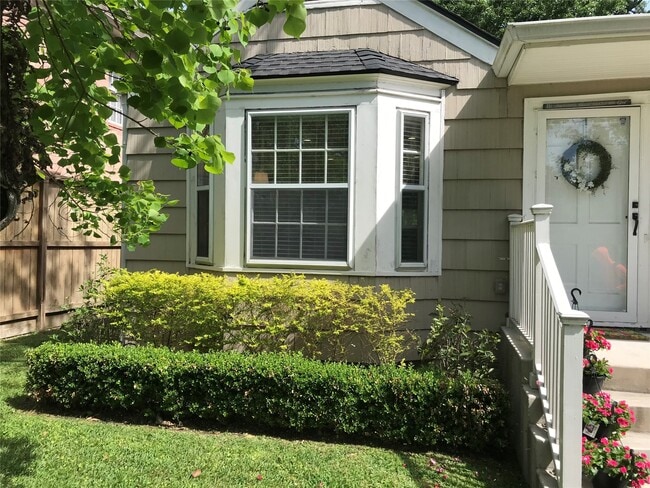 Building Photo - 4106 Milton St