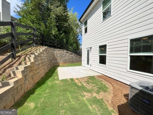 Foto del edificio - 4580 Rutledge Dr