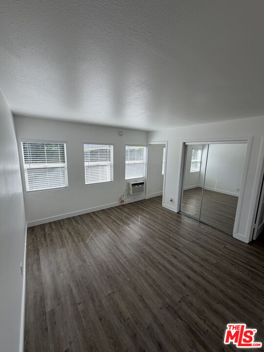 Foto del edificio - 4277 Colbath Ave