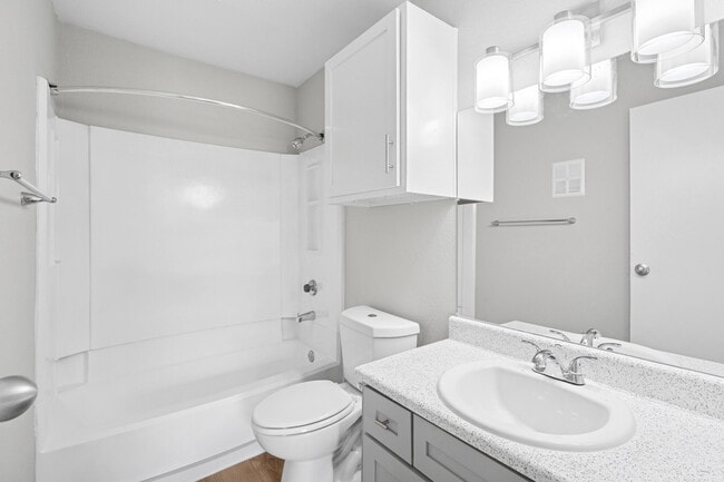 Foto del edificio - Caldera Apartment Homes
