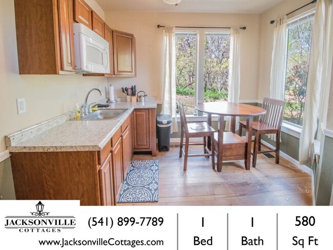 Building Photo - Jackson Creek Suite: Fully furnished charm...