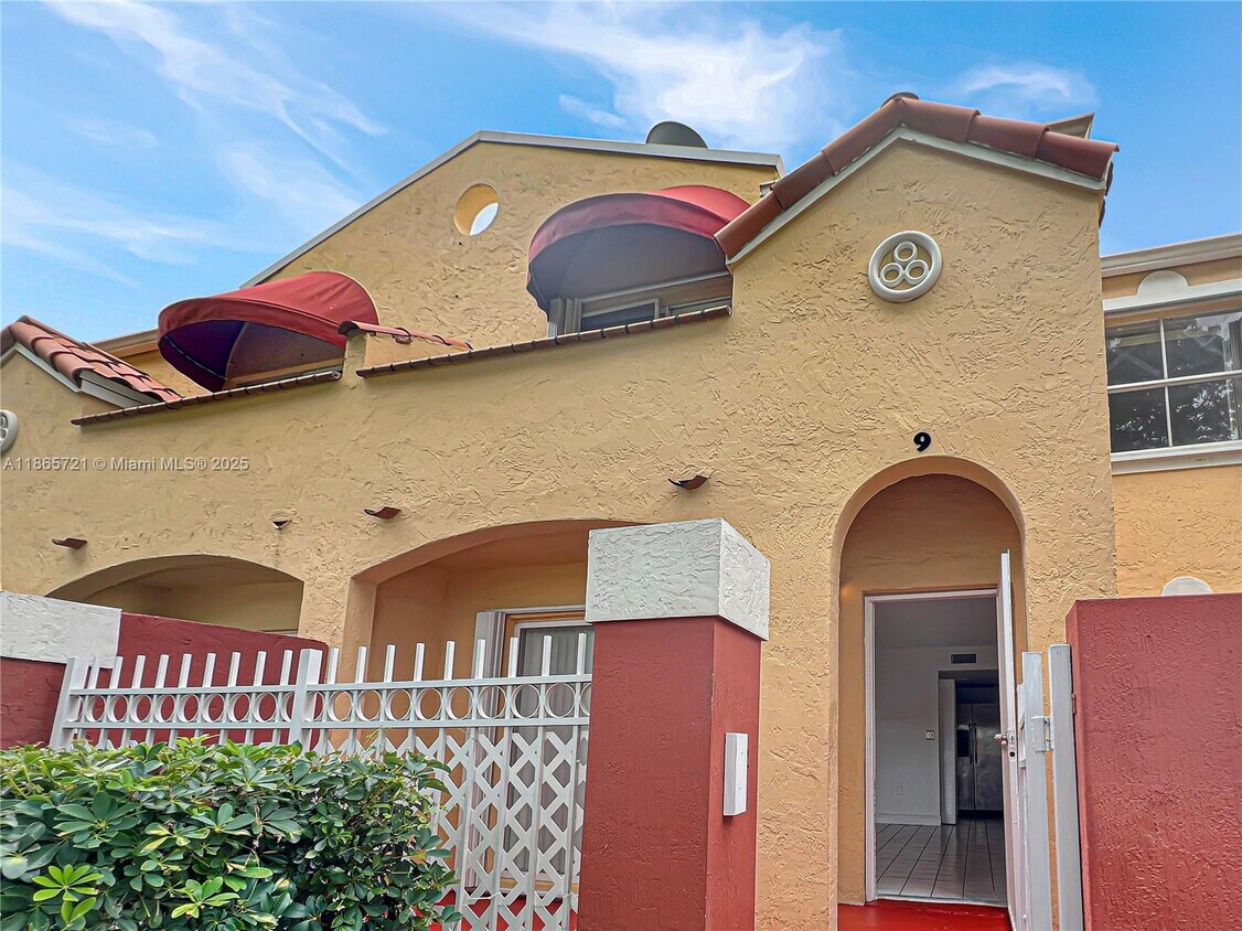 Primary Photo - 8515 NW 3rd Ln