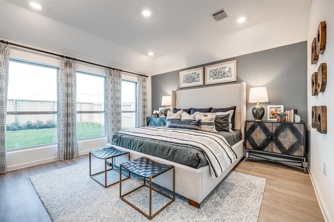 Foto del edificio - 6618 Ebony Grn Ln