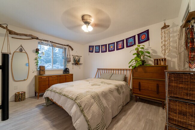 Foto del edificio - 4011 E 31st Ave