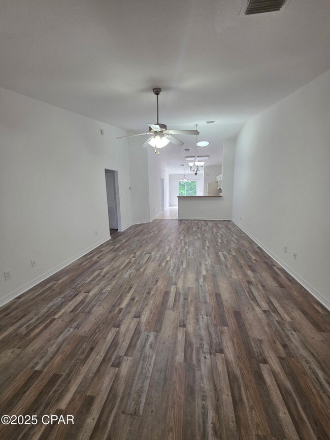 Building Photo - 3046 Meadow St